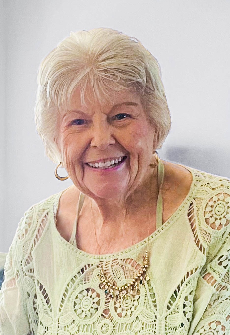 Obituary of Carol Margaret Wallace (James)