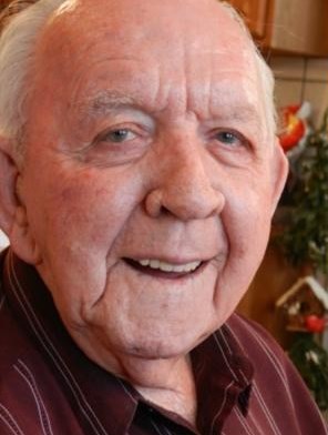 Obituary of Emmett Golden Lynn