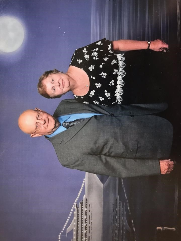 Obituary of Roland Eugene and Shirley Kay Strong