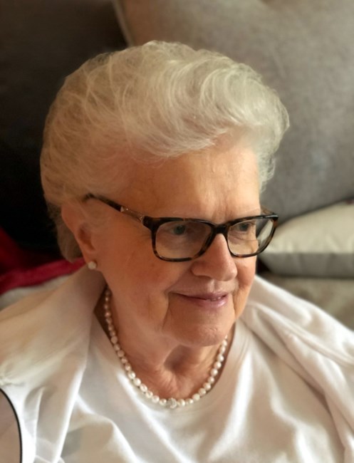 Obituary of Martha Hand Bobola