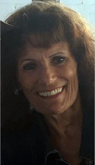 Obituary of Lynne Henderson