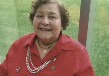 Obituary of Virginia Valdivia