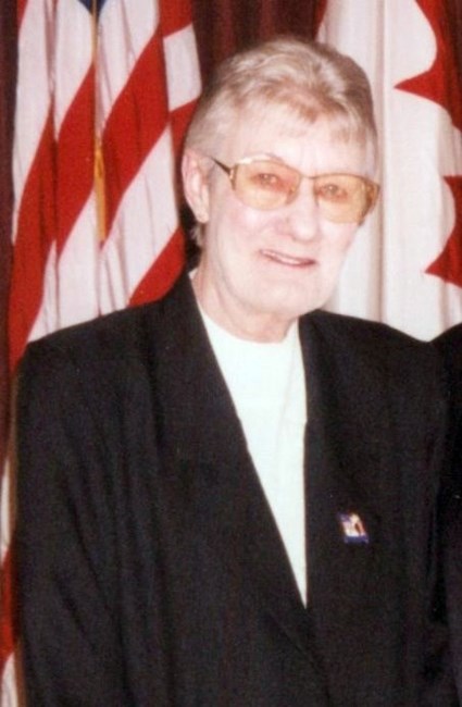 Obituary of Elizabeth Betty J. Davidson Knox