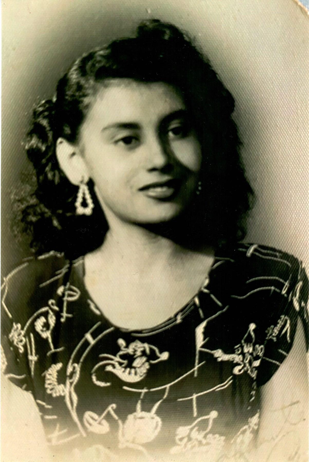 Obituary of Carmen J. Cruz