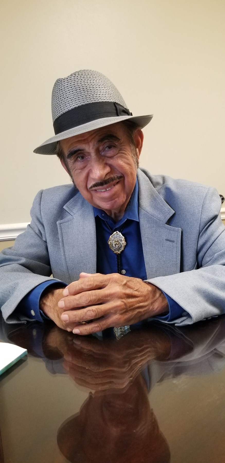 Obituary of Enrique Lucio