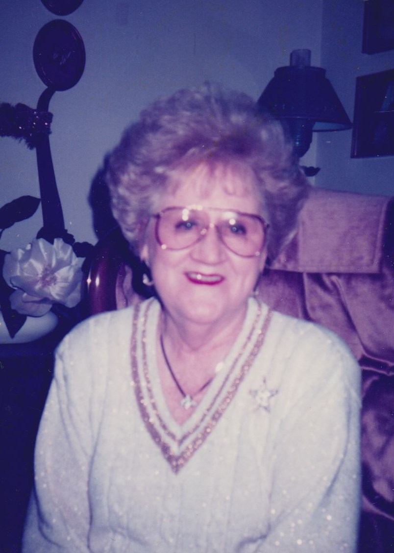 Obituary of Anna Louise "Tooter" Lewis
