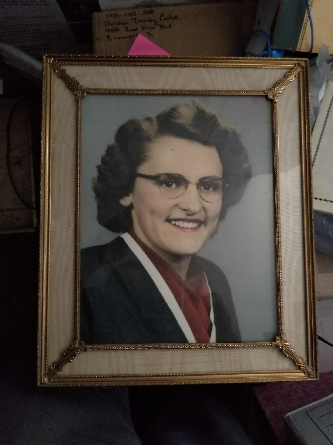 Obituary of Evelyn T Leonard