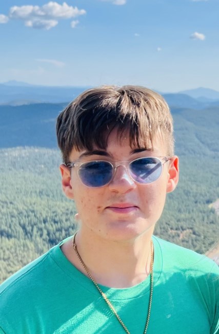 Obituary of Evan Demitri Hensley