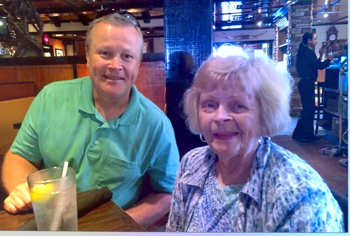 Obituario de Helen Juanita Smith