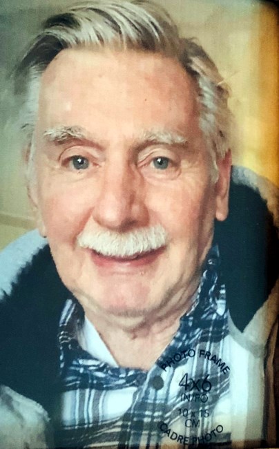 Obituario de Richard W. Engelhardt