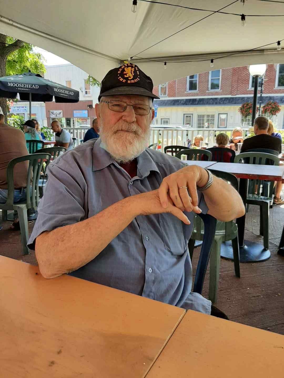 Obituary of Roy MacAlpine