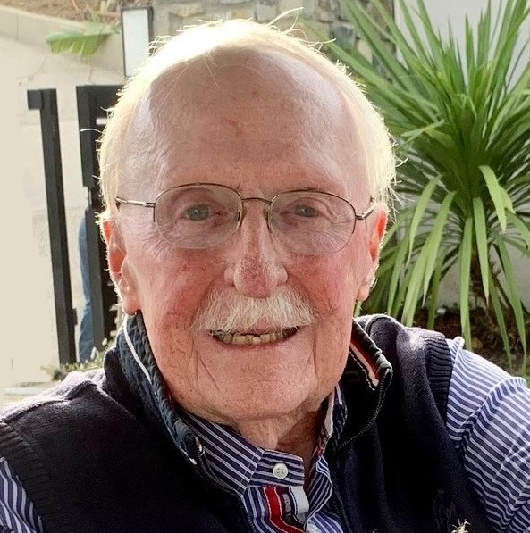 Obituary of Robert van Taylor