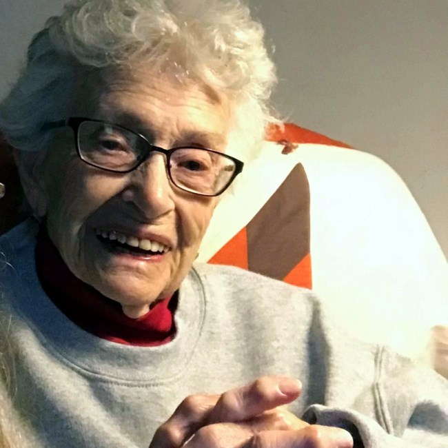 Obituary of Mae Woods Bell