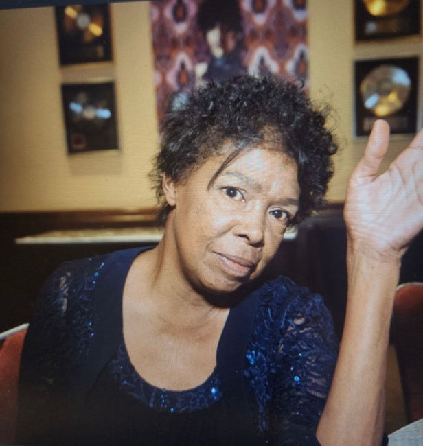 Obituary of Lisa W. Hendricks