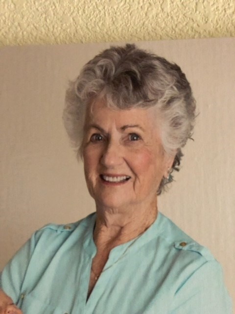 Obituary of Lola Leora Massena