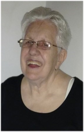 Obituario de Sally Salumeia Burnski