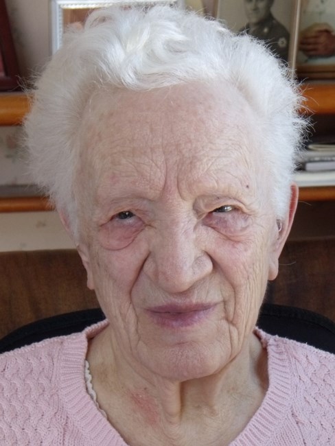 Obituary of Lillian Mary Thomas