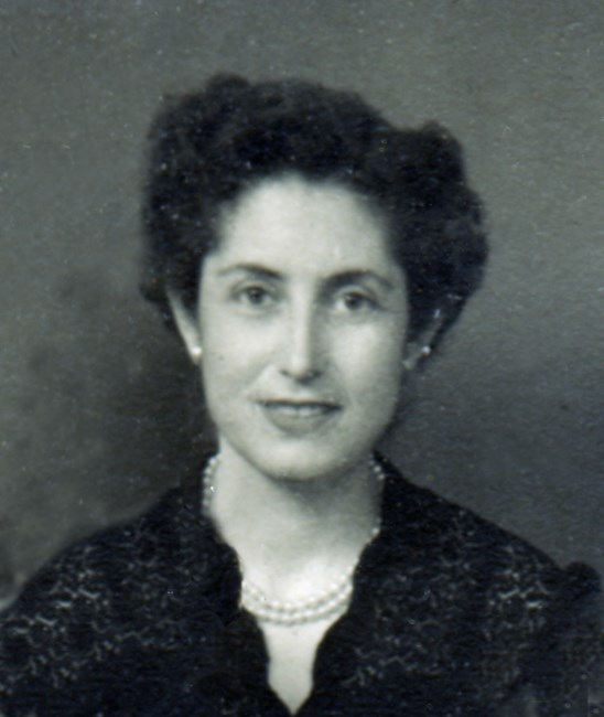 Obituary of Maria Kalavrias Mousmoules