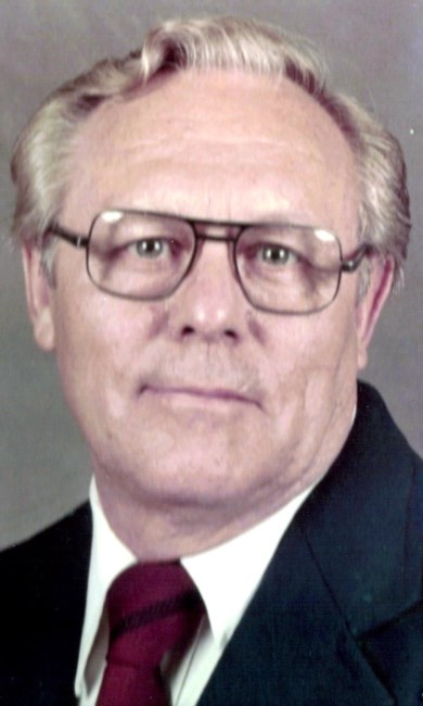 Avis de décès de John R. Pearce