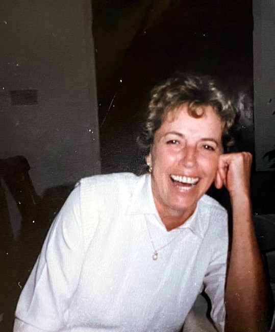 Obituario de Joan L. St. Clair