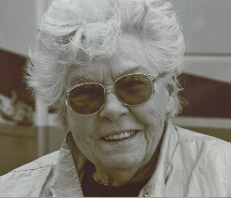 Obituary of Gladys "Sue" Lacey