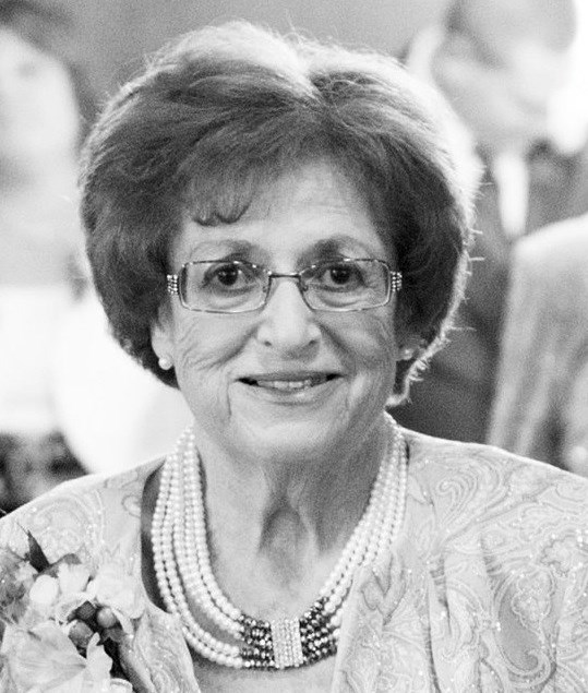 Obituary of Viviane L. Sacramo