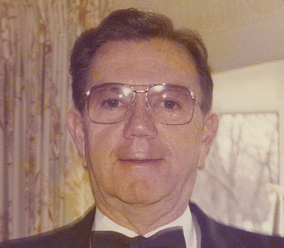 Obituary of Robert L Kiernan