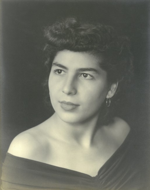 Obituario de Beatrice De La Garza