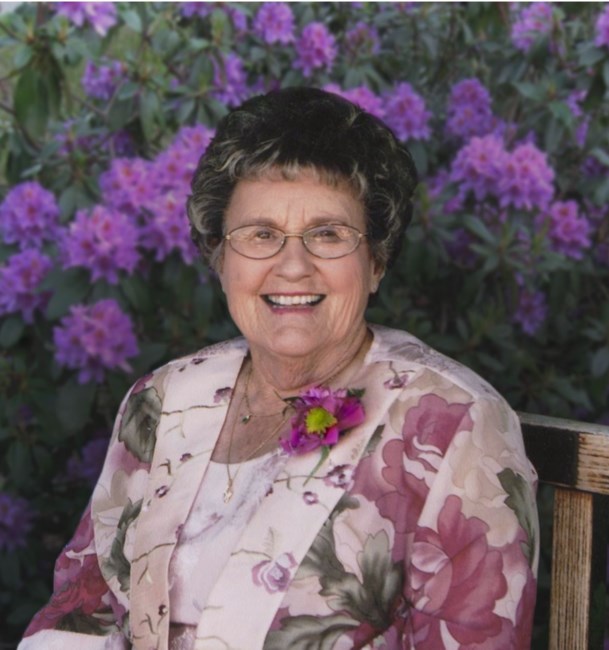 Obituario de Betty Luella Gilbert-Boogard