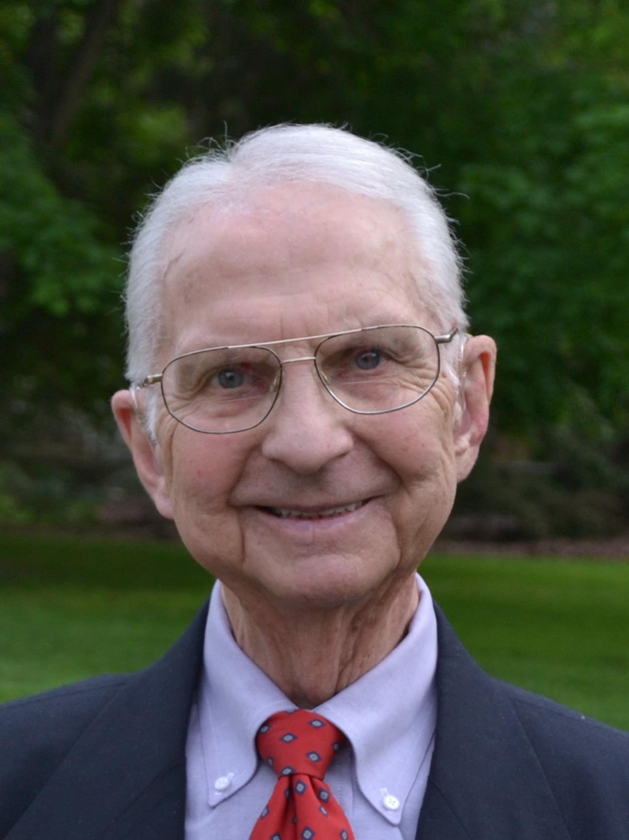 Obituary of Raymond E. Peterson Sr.