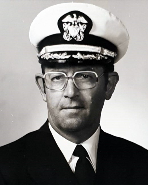 Obituario de Capt. Robert B. Hoffman USN (Ret)