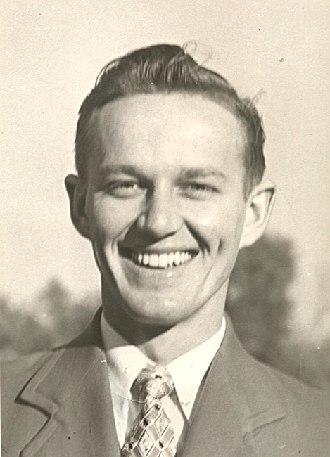 Obituary of Francis J. "Fritz" Bayruns