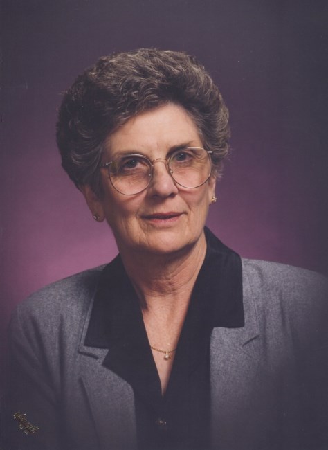 Obituario de Elaine Gregory