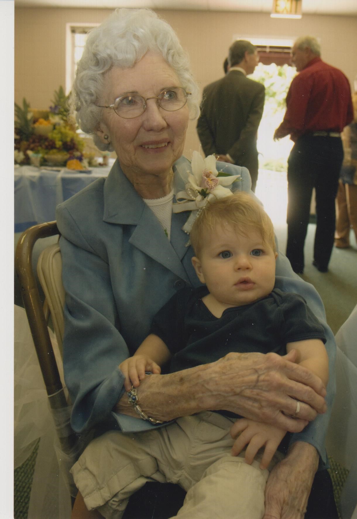 Obituary of Myrtle Roebuck