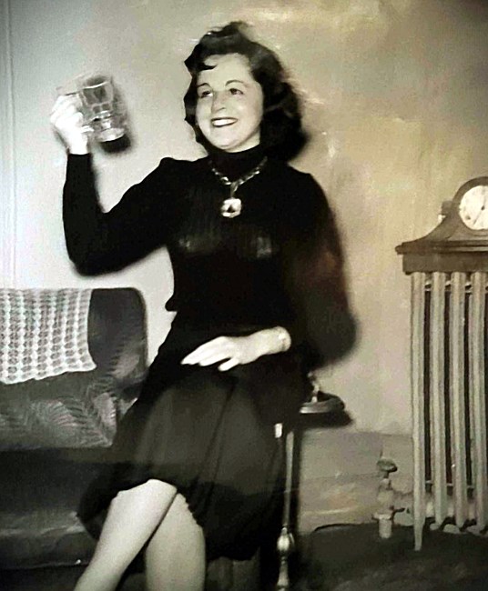 Obituary of Eleanor "Elly" Marie Dixon