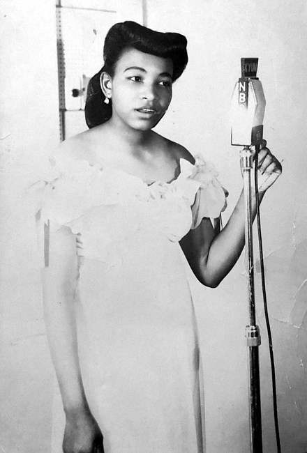 Obituario de Mae "Yai" Belle Jessie