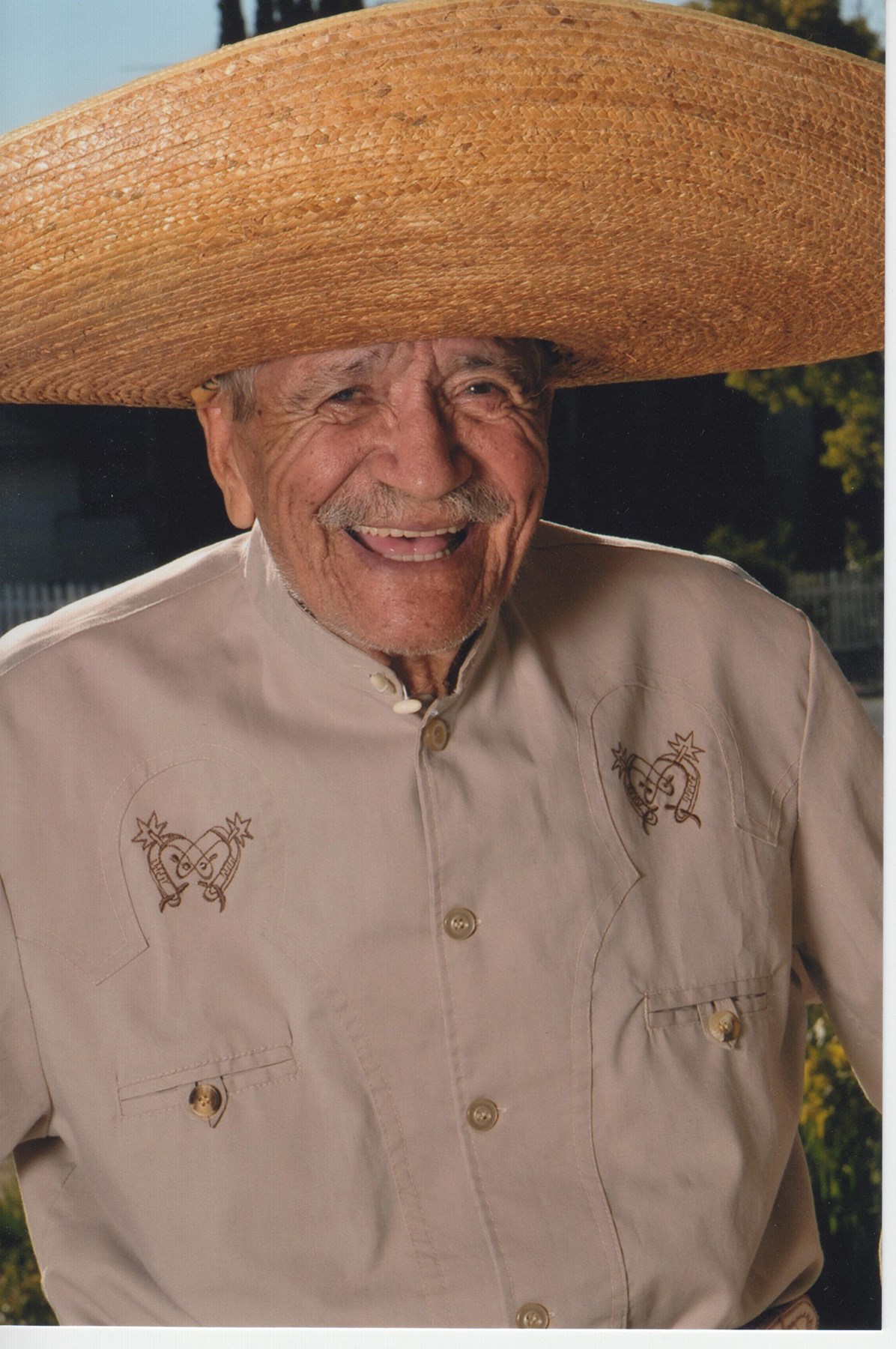 Obituary of José Yañez