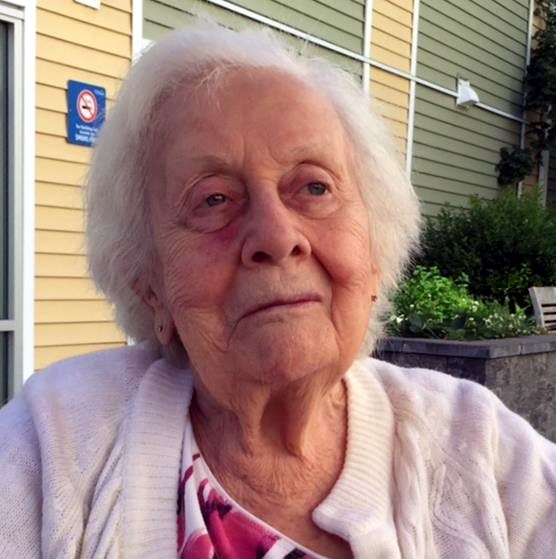 Obituary of Mrs. Moira Jean Thomson