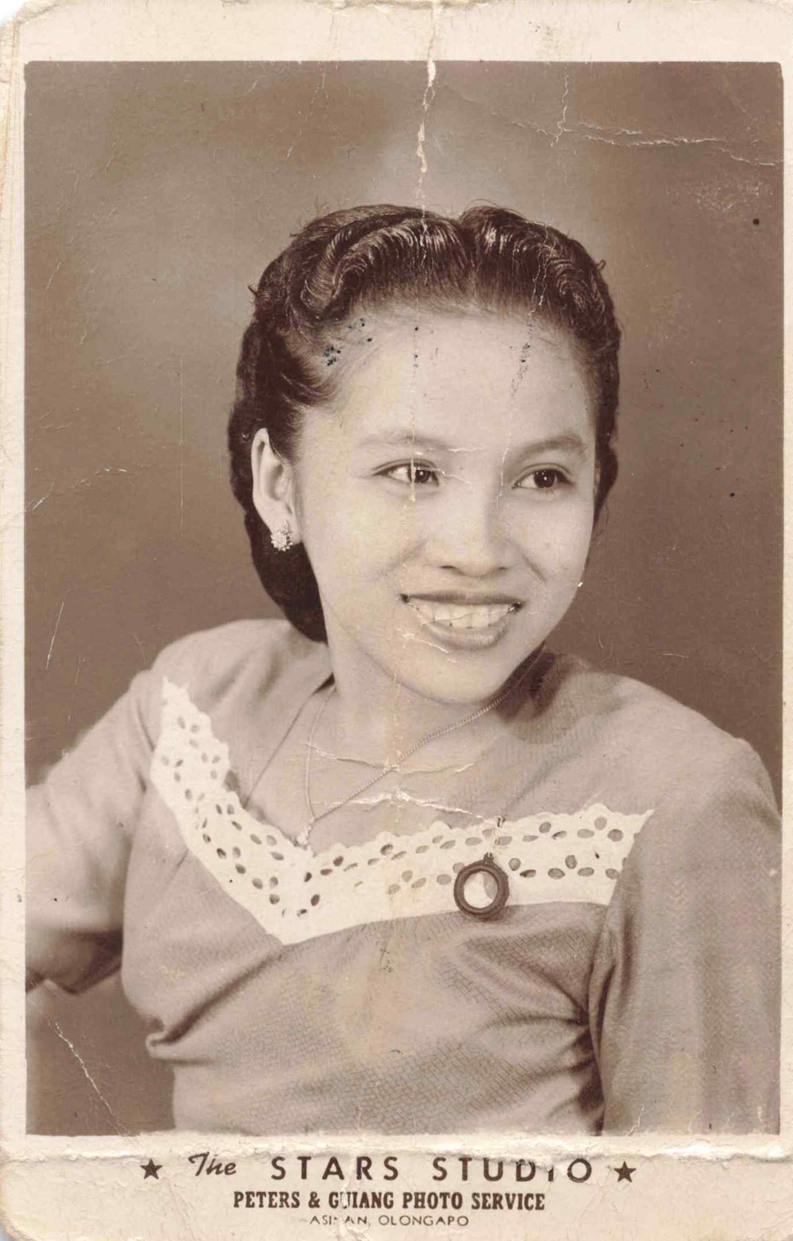 Obituary of Avelina De Dios