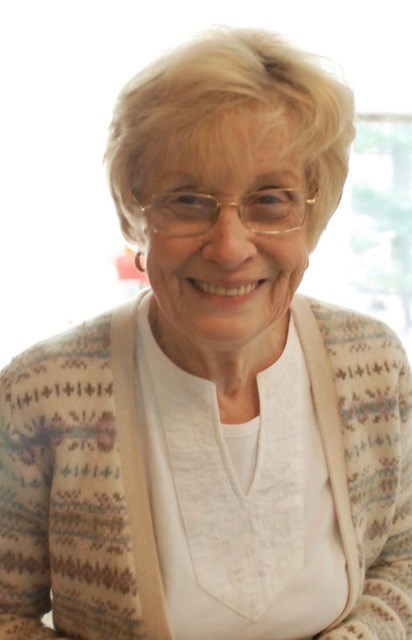 Obituary of Myrtle Louise Lennon