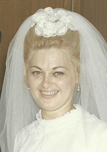 Obituary of Helga Marie Kiely