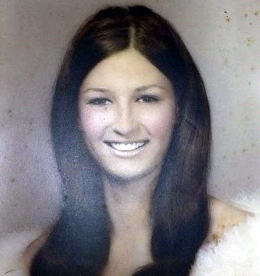 Obituario de Linda Yvonne Arbuckle