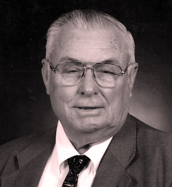 Obituary of Lowell Gene Eugene Leggett