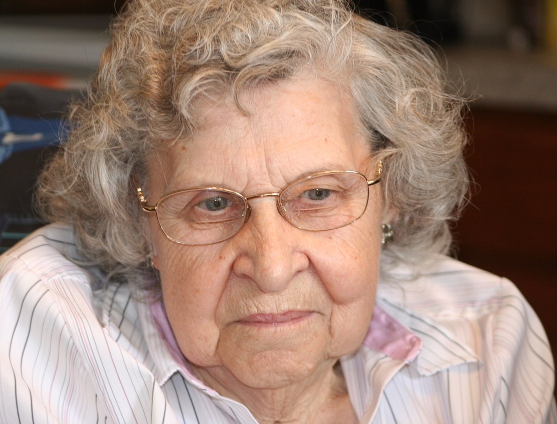 Joan Swinnerton Obituary - Lincoln, NE
