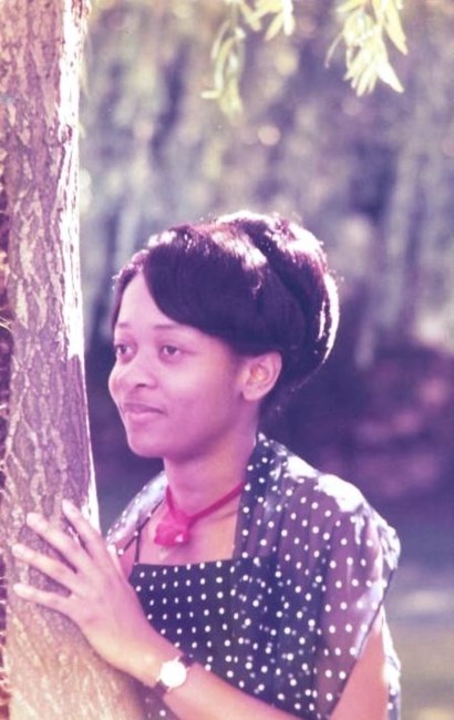 Obituary of Carme M. Leon