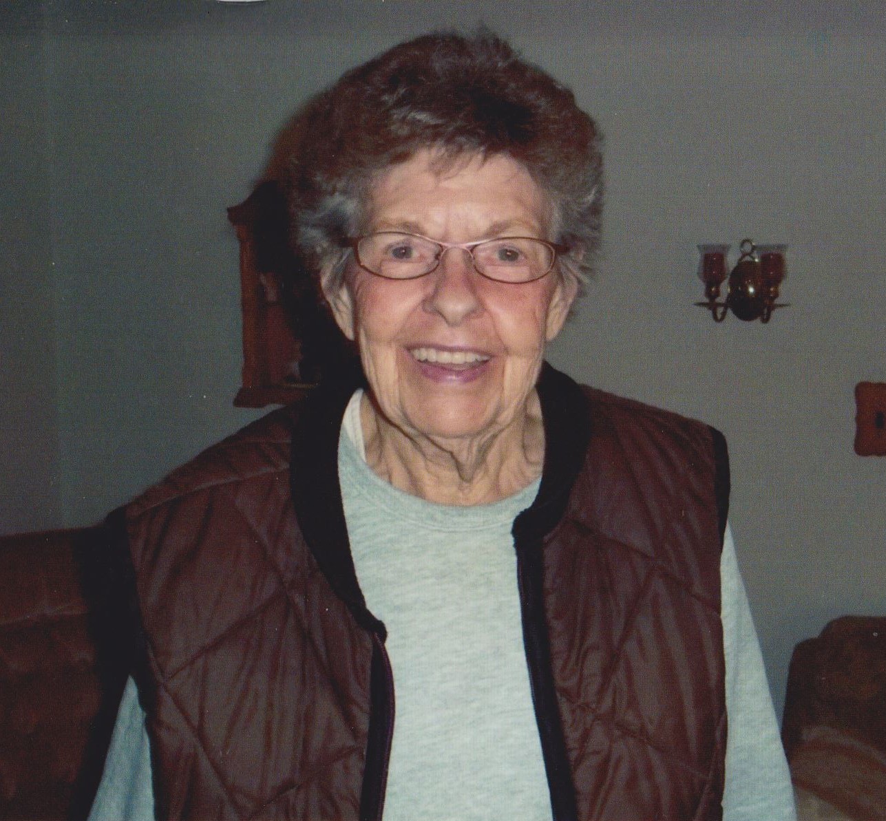 Obituary of Lois E. Sanders