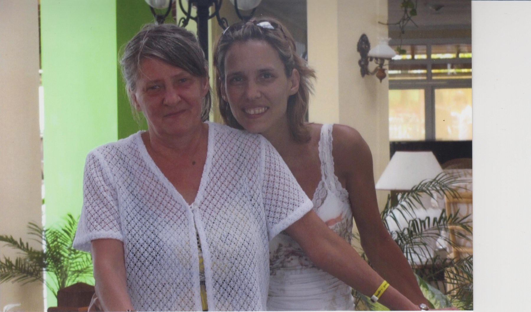 Obituary of Ghislaine (née Lafrenière) Leduc