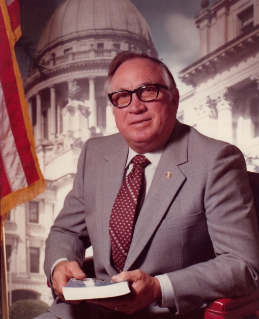 Obituary of Emmett H. Owens