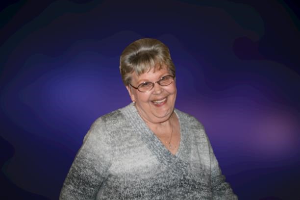 Avis de décès de Elizabeth "Betty" Lee McPhaill