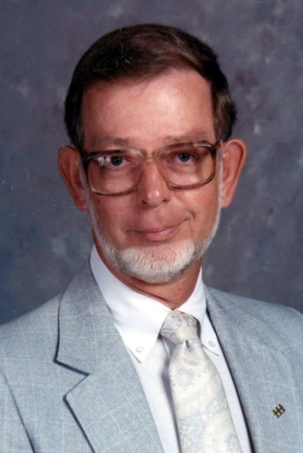  Obituario de Dr. Herbert E. Stuelpe
